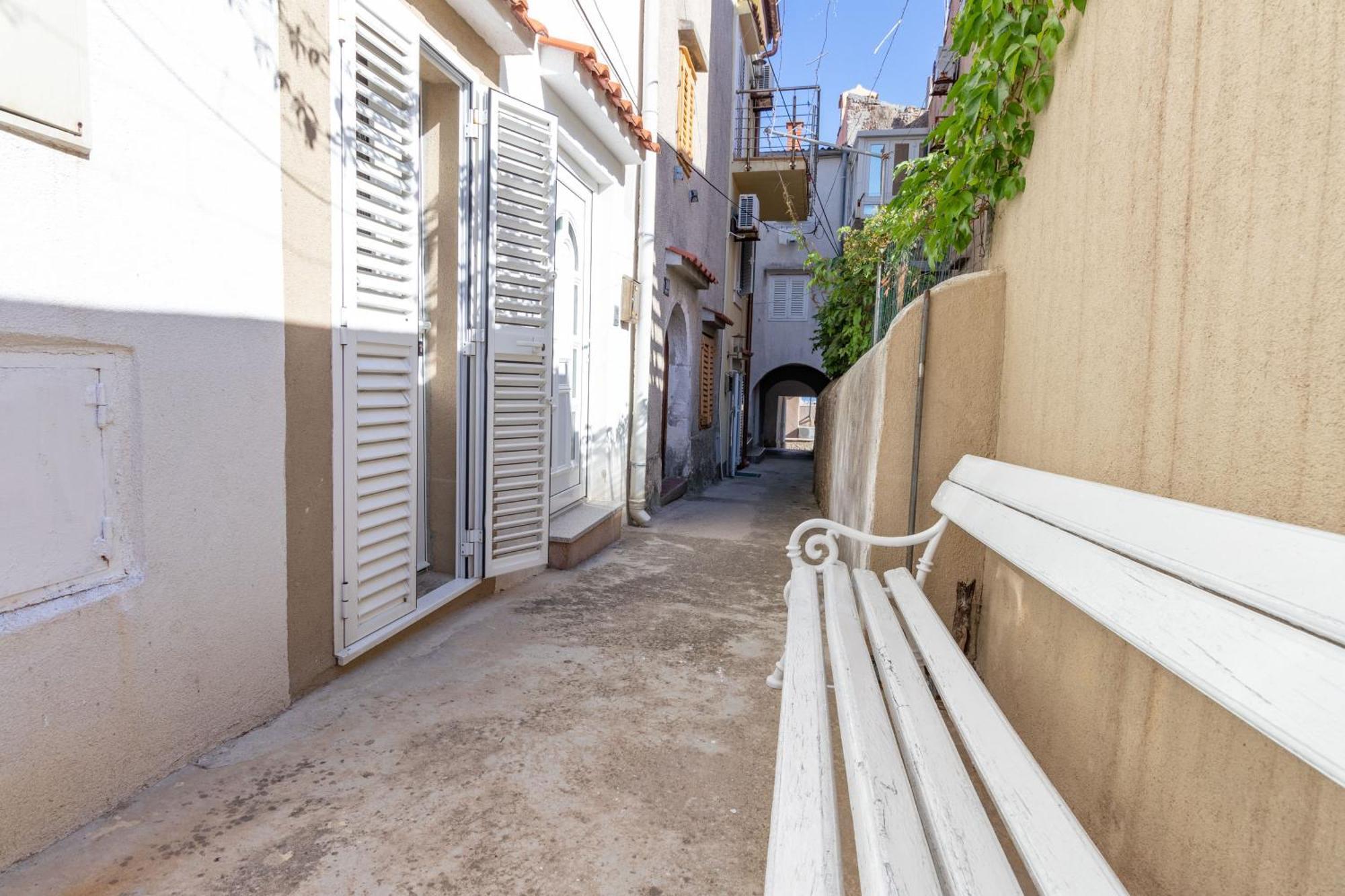 Ulica Dvori Narca 12 Apartment 4+2 Per. バスカ エクステリア 写真